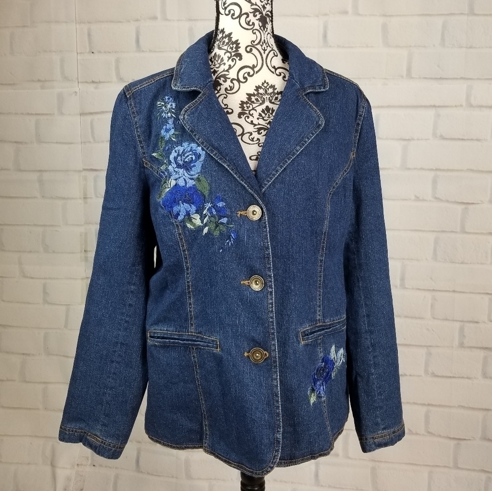 Denim & Co size M long sleeve button front jacket